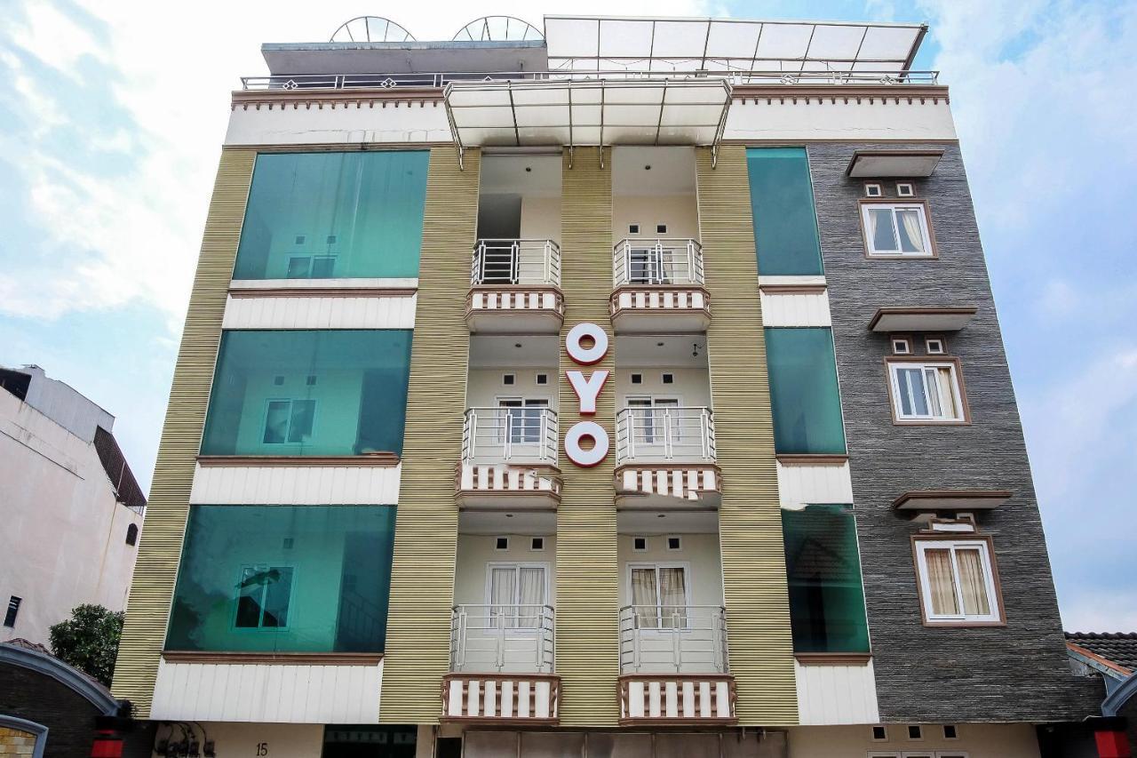 فندق أو واي أو 294 أندريا ريزدنس سيارياه ميدان المظهر الخارجي الصورة